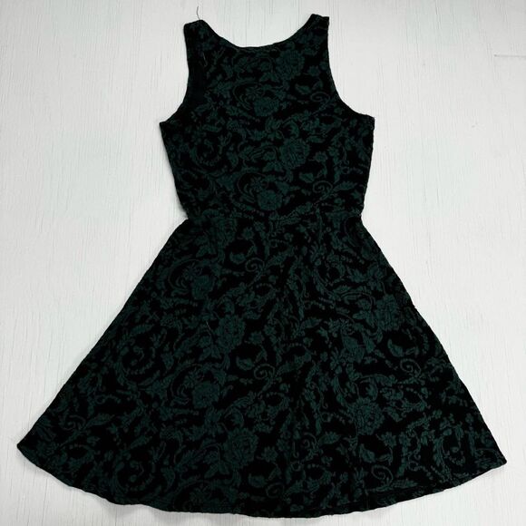 Eyelash Couture Fit n Flare Mini Dress Size Small - Picture 4 of 7